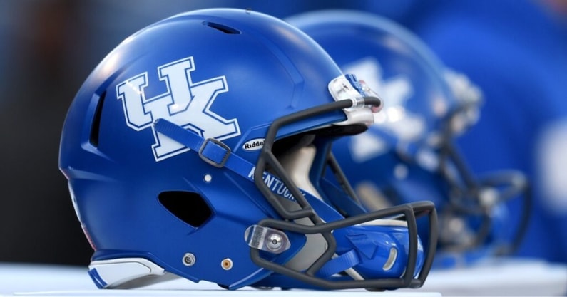 Kentucky-WR-Target-Andre-Thompson-Looking-To-Decide-Within-Months