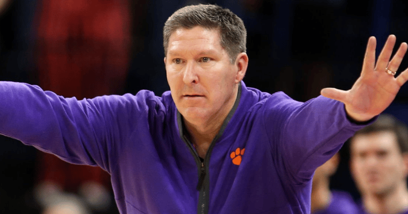 Clemson HC Brad Brownell
