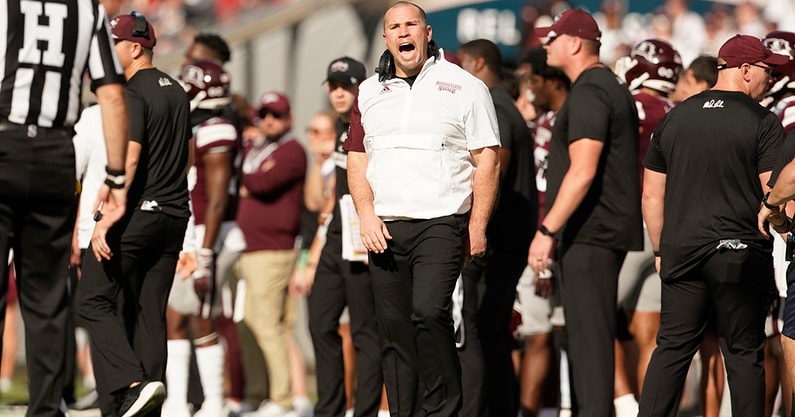 Mississippi State head coach Zach Arnett
