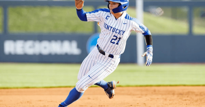 kentucky-softball-beats-saint-louis-2-wildcats-earn-national-awards