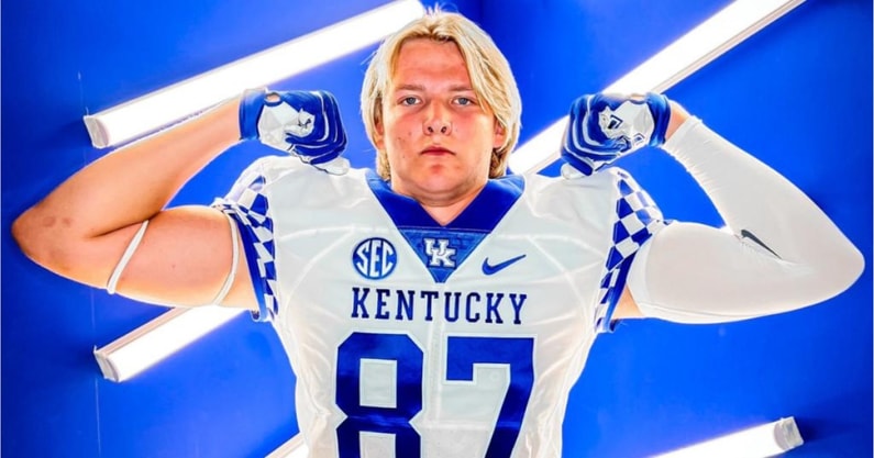 2024-TE-Gavin-Grover-Sets-Kentucky-Visit