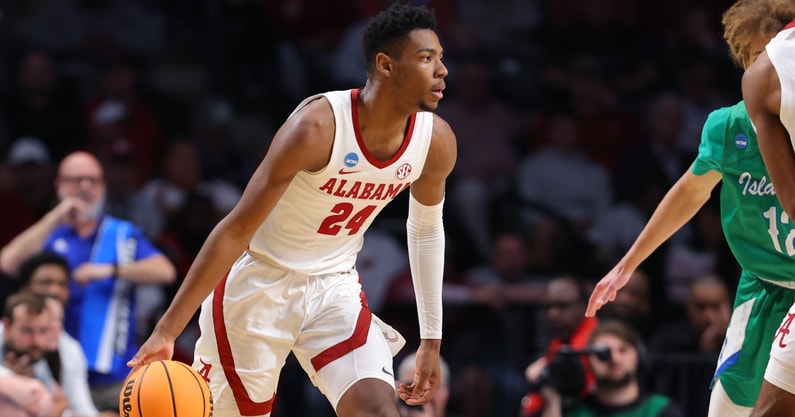 brandon-miller-blocks-a-shot-and-drains-a-three-pointer-vs-maryland