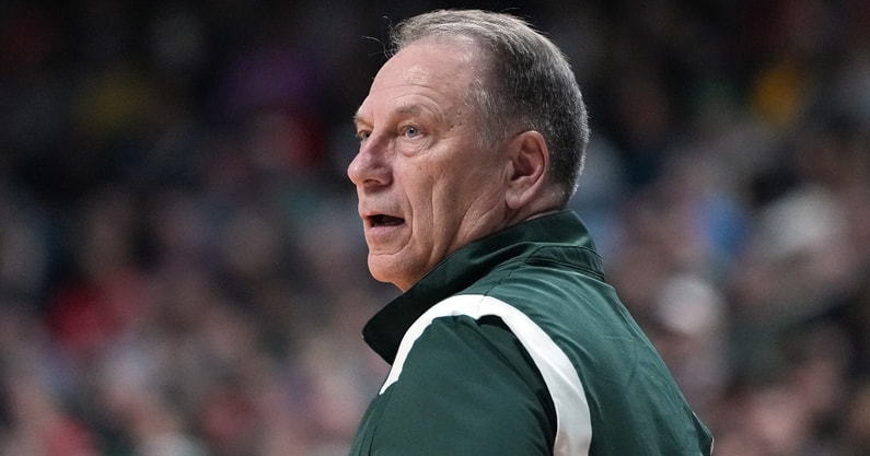michigan-state-head-coach-tom-izzo-celebrates-with-team-after-ncaa-tournament-win-marquette