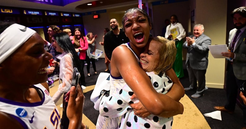 Kim Mulkey Angel Reese LSU Basketball