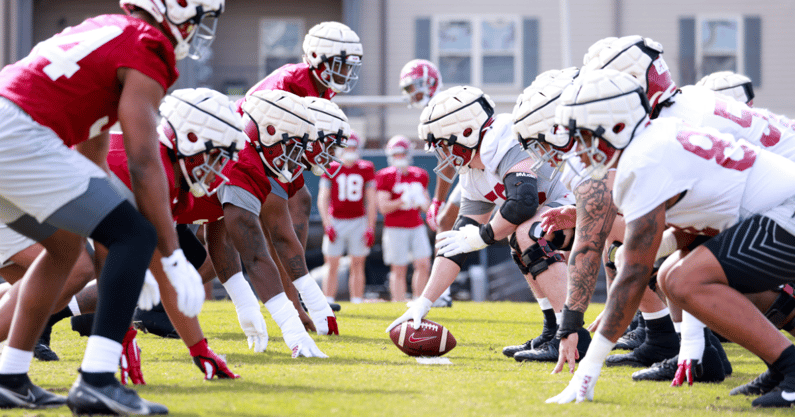 look-alabama-football-holds-first-practice-of-spring