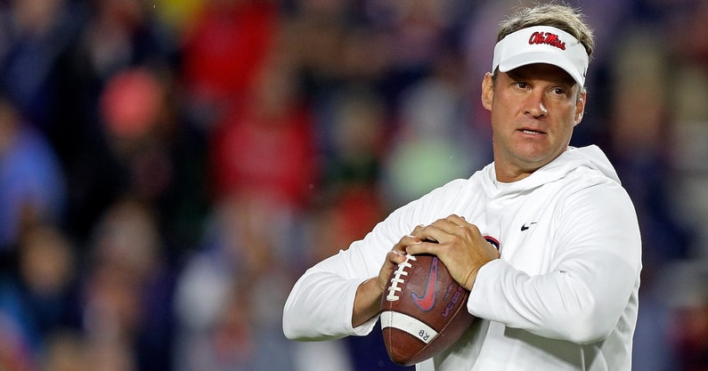 lane-kiffin-sends-message-to-tennessee-florida-atlantic-following-fau-final-four-berth