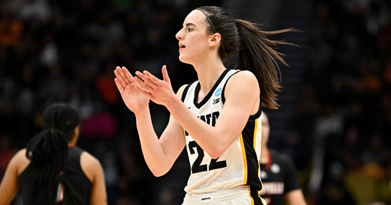 Caitlin Clark Makes Division 1 History Amid Leading Iowa To Final Four On3 0811