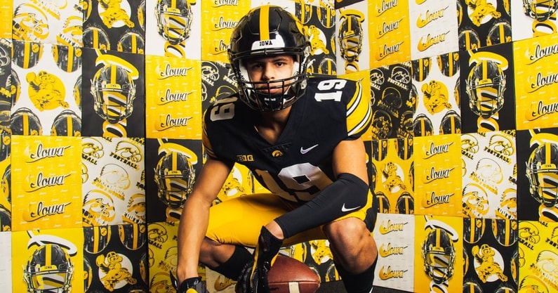 Iowa football recruiting discount