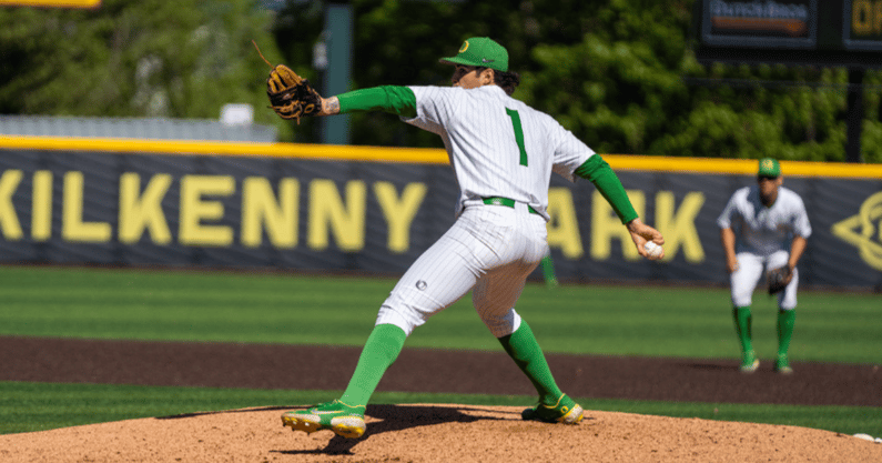 No. 20 Oregon Ducks baseball loses series against Washington State