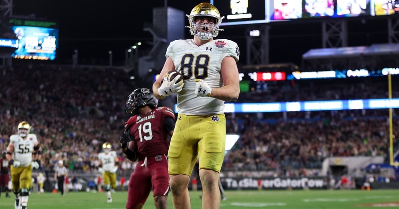 notre-dame-tight-end-mitchell-evans-breaks-down-mentality-shift-to-starter