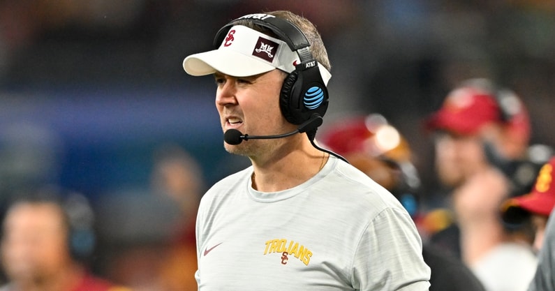 lincoln-riley-breaks-down-where-usc-stands-at-nickelback