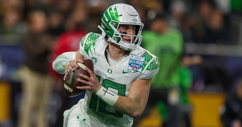 Former Auburn QB Bo Nix commits to Oregon