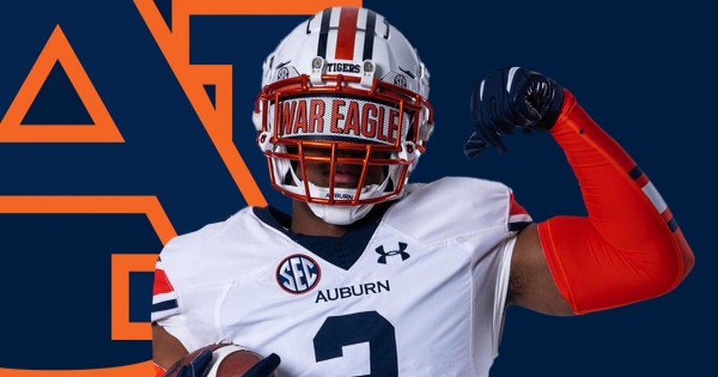 Auburn Football: Social media's reaction to possible uniform change