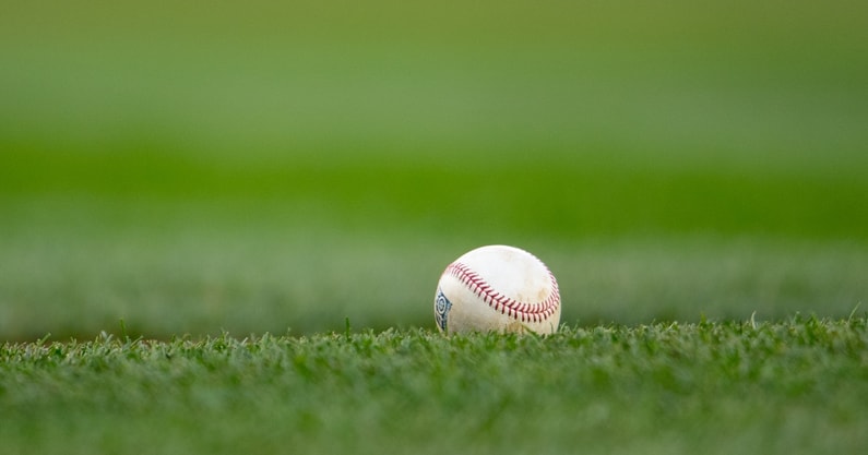 brady-ware-becomes-first-player-in-college-baseball-history-to-hit-for-the-cyle-and-a-throw-a-no-hitter-in-the-same-game