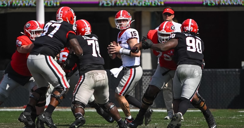 aaron-murray-names-clear-favorite-in-georgia-quarterback-battle
