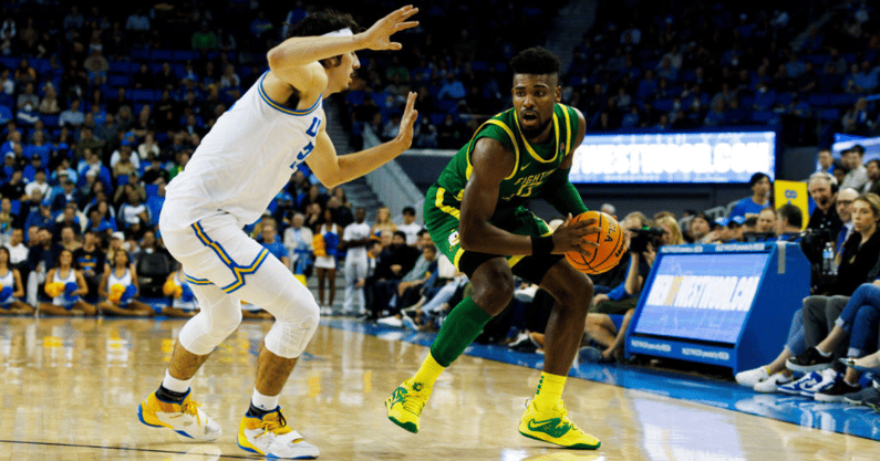 where-oregons-roster-scholarship-count-stand-following-departure-of-quincy-guerrier