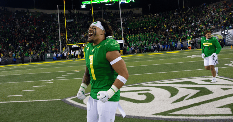 Chicago Bears select Oregon linebacker Noah Sewell in fifth round of NFL  Draft - On3