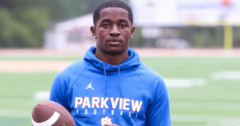 official-visits-to-tennessee-usc-move-impress-5-star-wr-mike-matthews