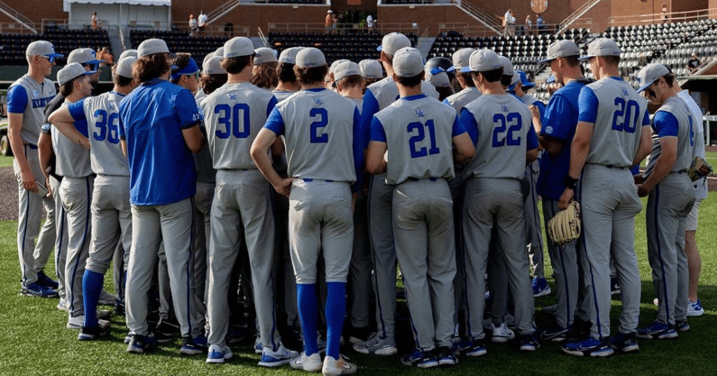kentucky-welcomes-florida-town-final-home-series-season