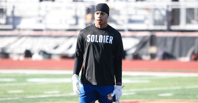 impressive-visit-to-miami-has-4-star-cb-jalyn-crawford-thinking