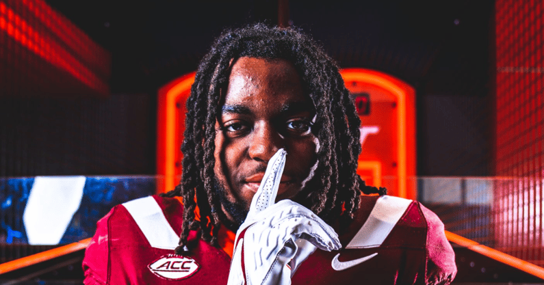3-star-lb-steven-soles-sets-two-official-visits-decision-looms