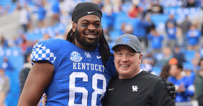 kenneth-horsey-named-pop-warner-college-football-player-of-the-year