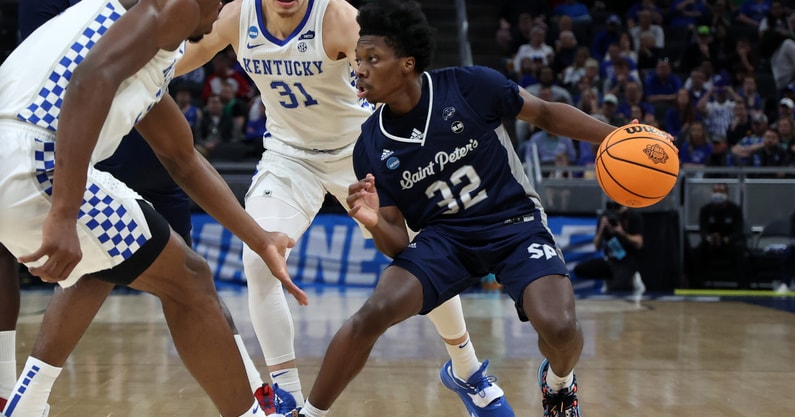 NCAA Basketball: NCAA Tournament First Round-Saint Peters vs Kentucky