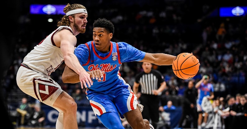 gettyimages-1247923540-594x594 (1)