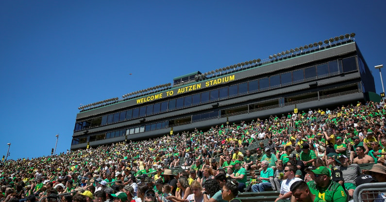 Trio of Oregon Ducks land on Pro Football Focus preseason All