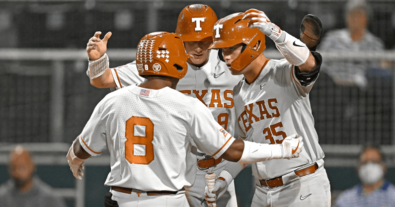 SUPER! Texas sweeps through Coral Gables regional in NCAA tournament to  advance to super regionals - On3