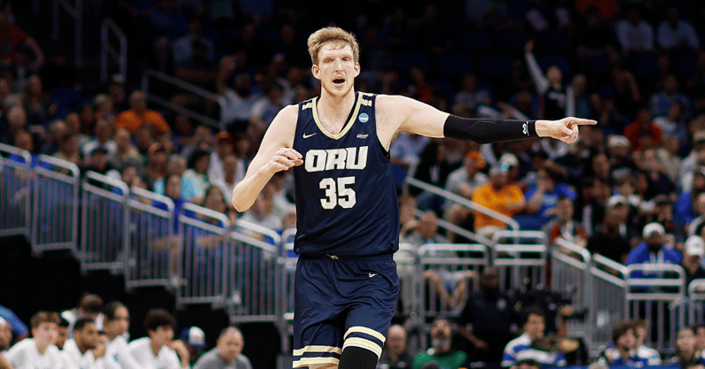 MU lands 7-foot-5 big Vanover from Oral Roberts