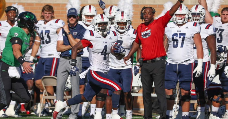 COLLEGE FOOTBALL: OCT 01 Florida Atlantic at North Texas
