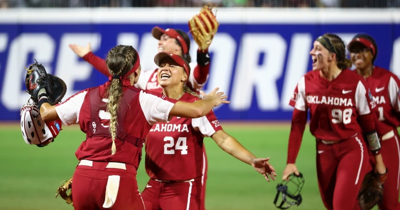 Louisville cardinals 2023 women's softball college world series