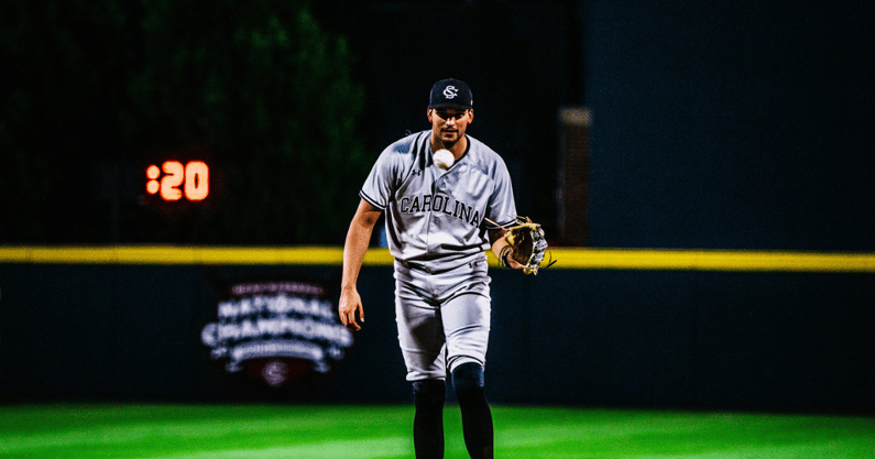 south-carolina-drops-opening-game-of-super-regional