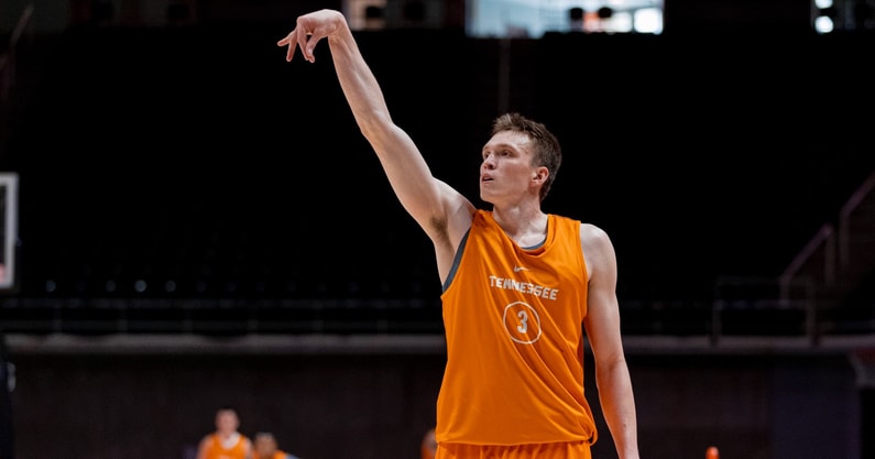 Dalton Knecht Tennessee Basketball
