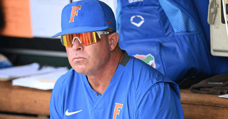 O'Sullivan becomes Florida's baseball's winningest coach with win