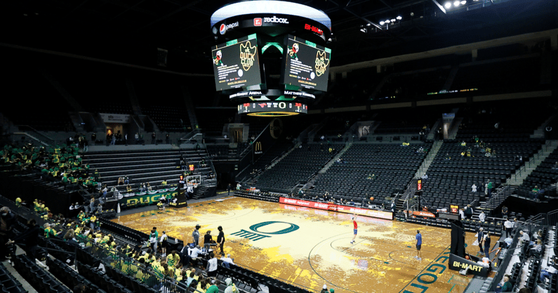oregon-assistant-chuck-martin-is-reportedly-a-frontrunner-to-join-john-caliparis-kentucky-staff