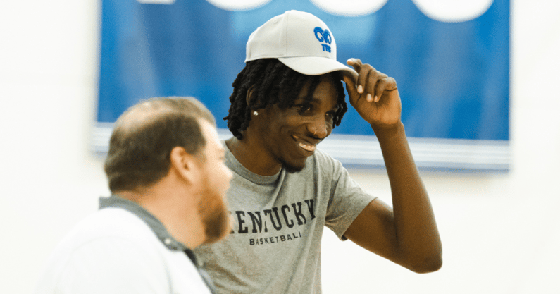 aaron-bradshaw-injury-john-calipari-shares-recovery-timeline