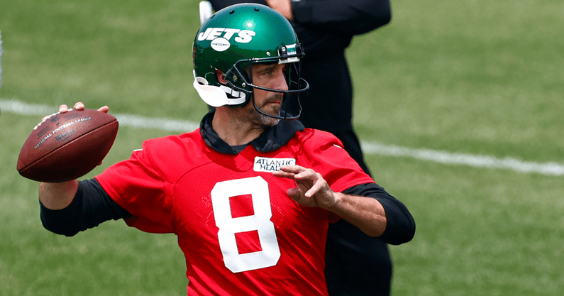 green-bay-packers-president-weighs-in-on-possibility-of-seeing-aaron-rodgers-hard-knocks-jets-mark-m