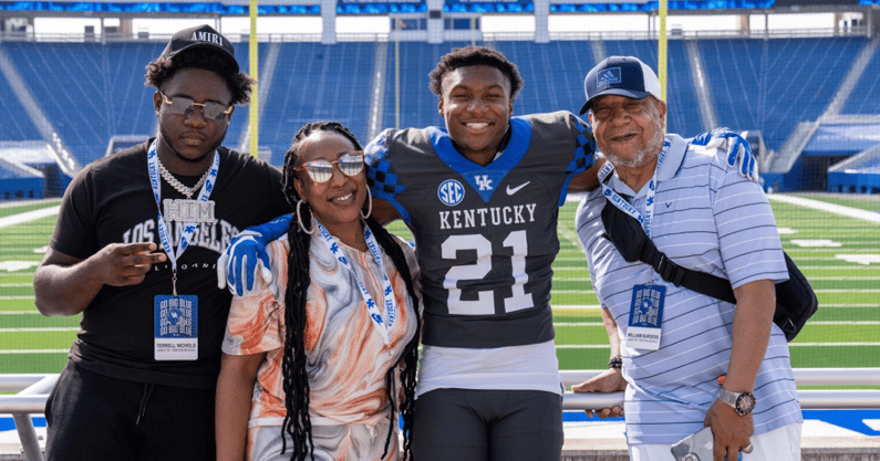4-star-24-cornerback-terhyon-nichols-commits-kentucky
