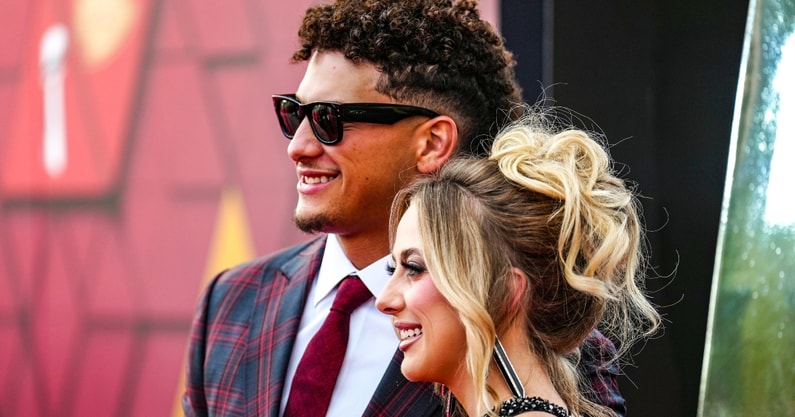 PETA goes after Brittany Mahomes over dolphin experience