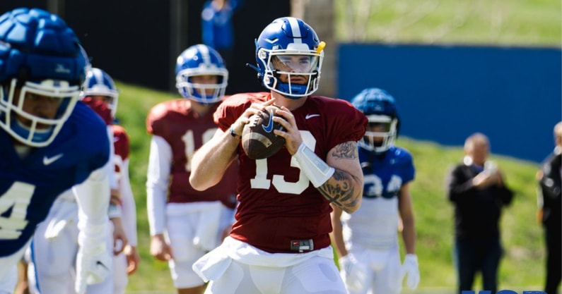 nfl-draft-scouts-kentucky-quarterback-devin-leary