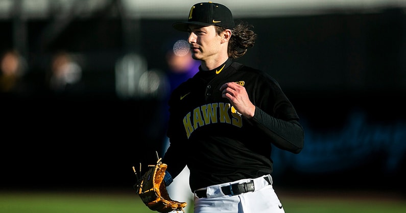 Iowa pitcher Jared Simpson