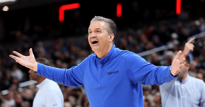 john-calipari-kentucky-team-set-to-visit-drakes-100-million-mansion
