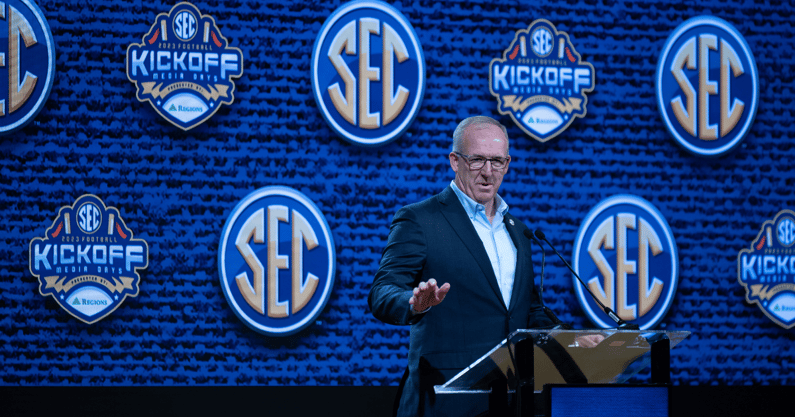 greg-sankey-sends-clear-message-on-secs-strength-of-schedule-comparison-with-other-conferences