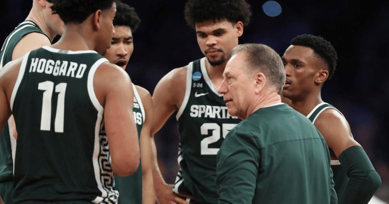 Michigan State basketball huddle