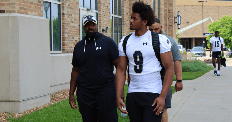 Al Washington, Chris Burgess