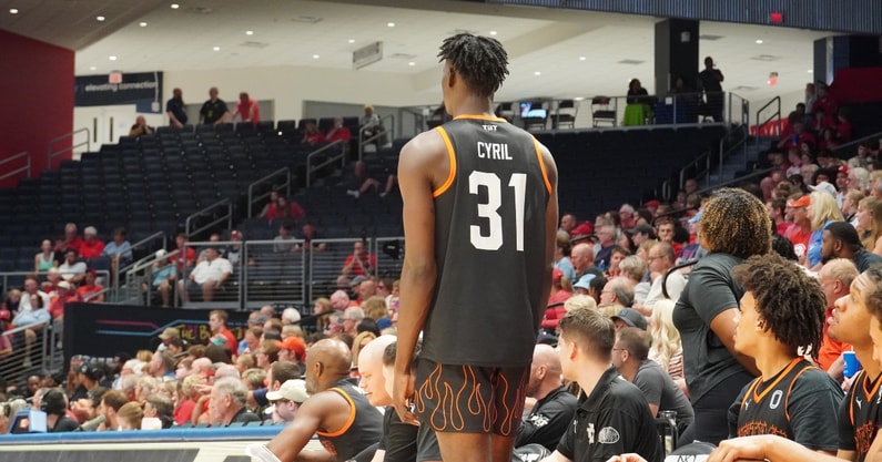 Kentucky-Commit-Somto-Cyril-Makes-History-As-First-Amateur-To-Compete-At-TBT