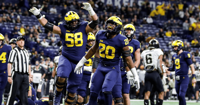 Michigan Wolverines football, Kalel Mullings and Giovanni El-Hadi (Photo by Junfu Han / USA TODAY NETWORK)