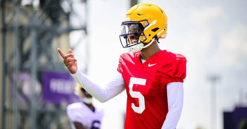 Jayden Daniels LSU Football